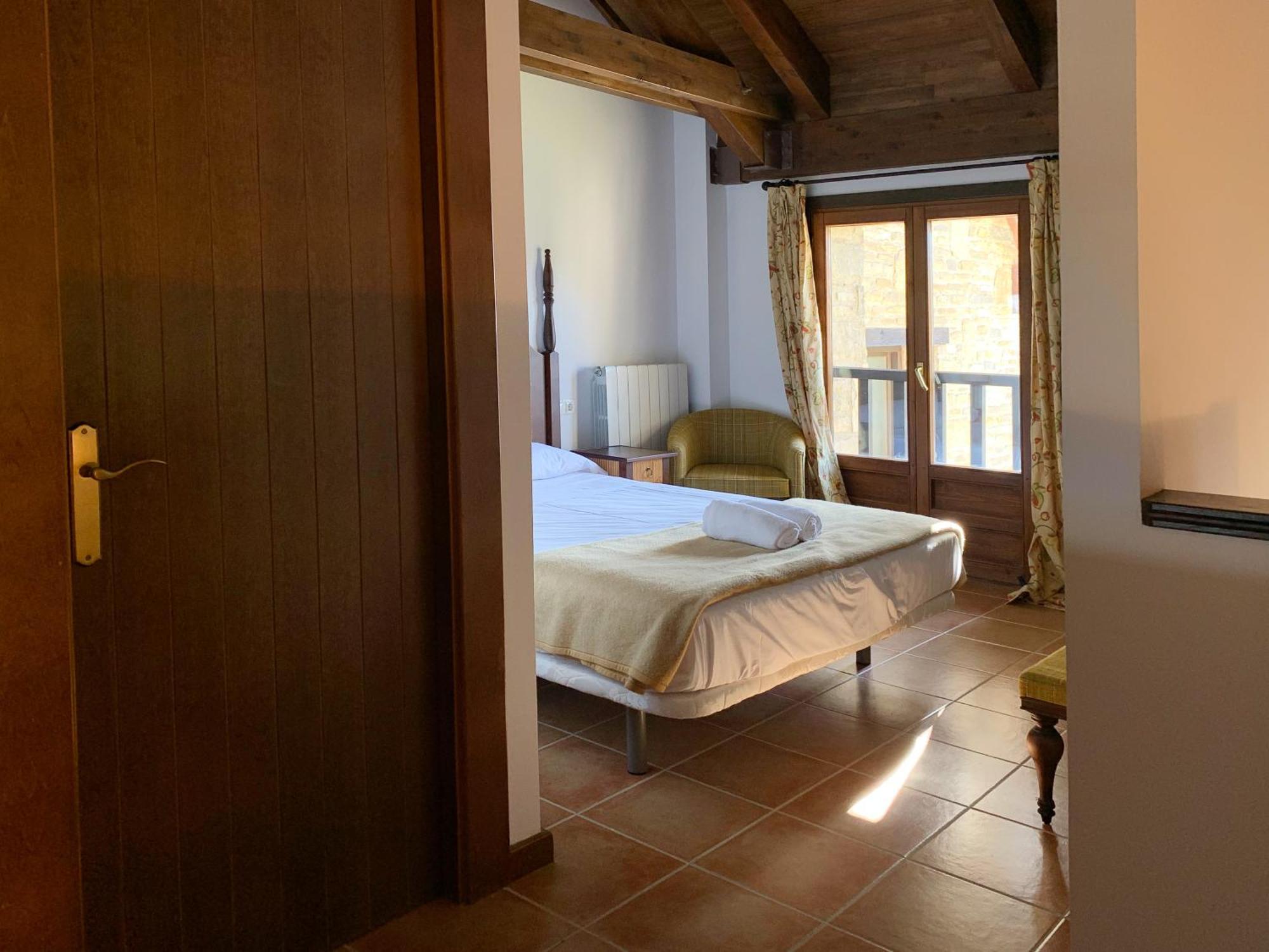 Apartamentos Jaca Mirador De Badaguas 3000 Ngoại thất bức ảnh