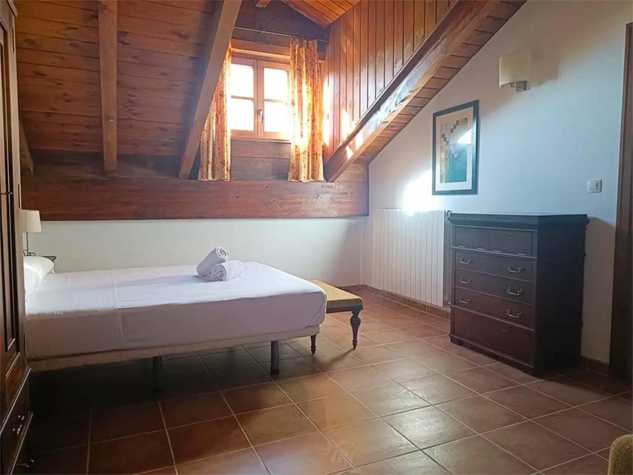 Apartamentos Jaca Mirador De Badaguas 3000 Ngoại thất bức ảnh